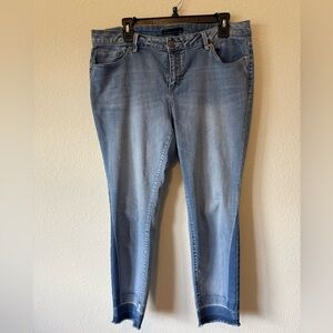 Cred NY Classic Blue Denim Jeans Size 31/13 Raw Hem Stretch Light Wash